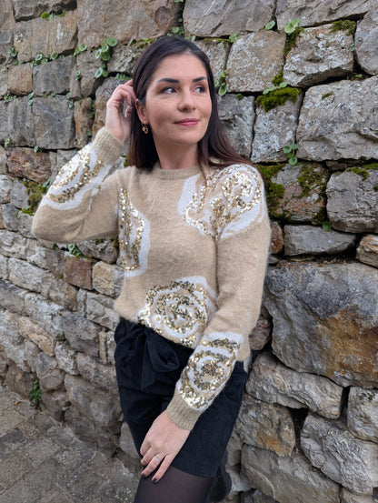 Pull beige camel fleurs sequins dorés col rond