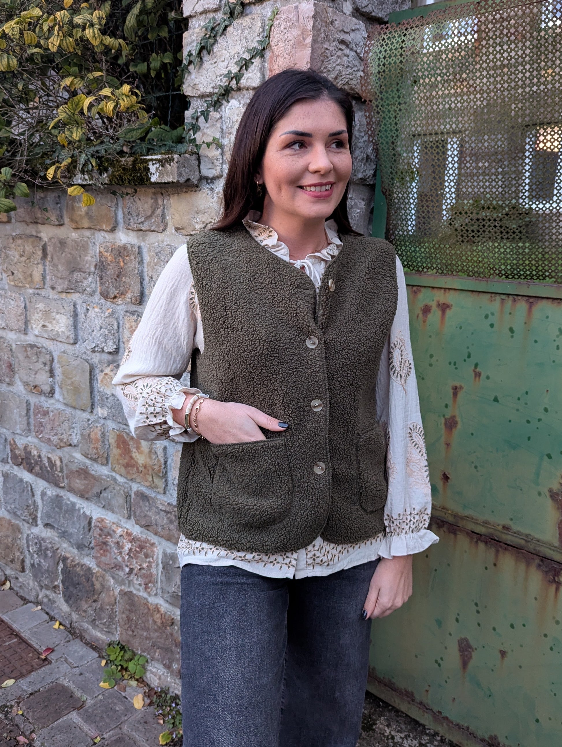 Gilet moumoute kaki femme sans manches