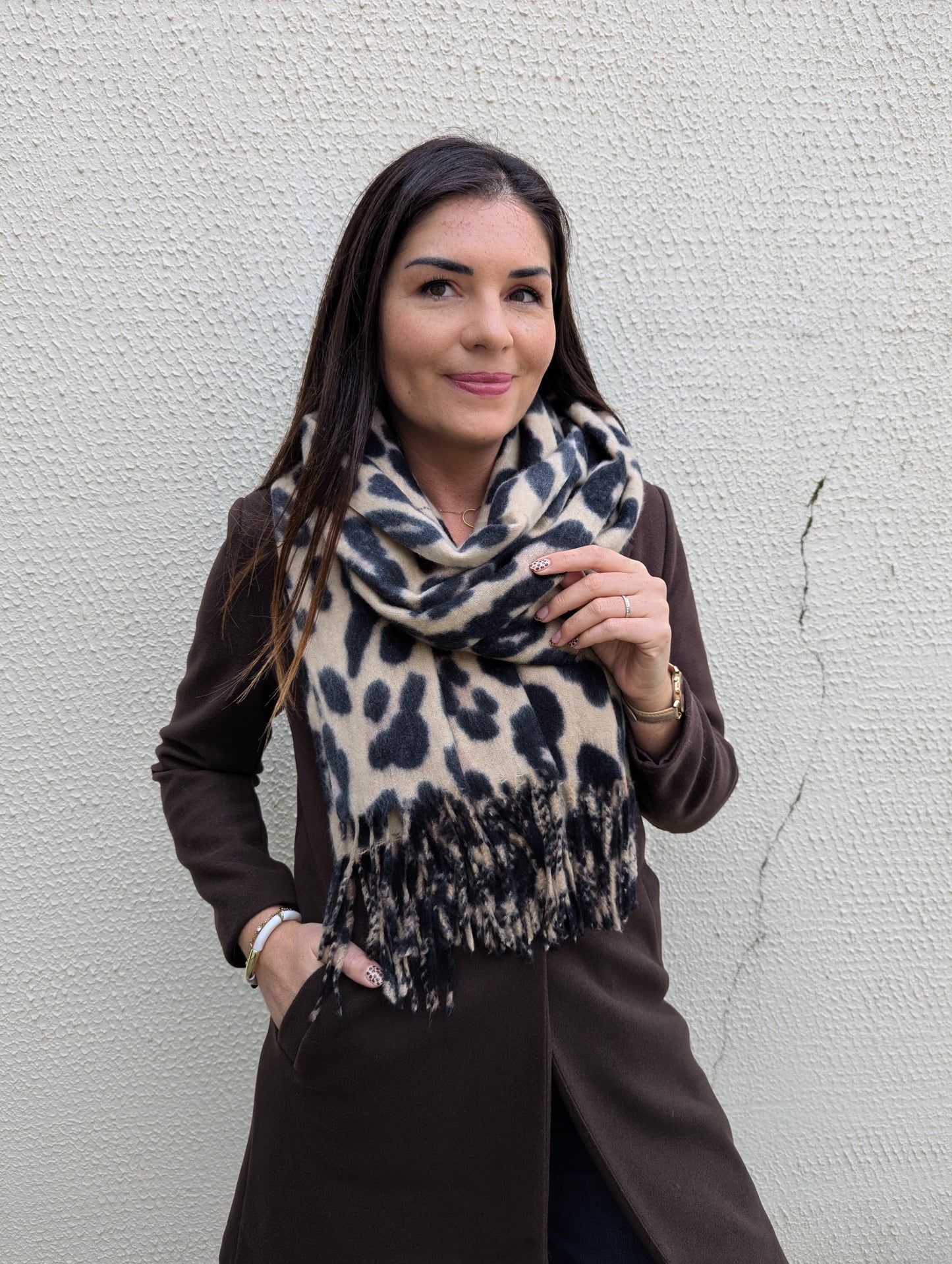 Echarpe épaisse léopard beige avec franges