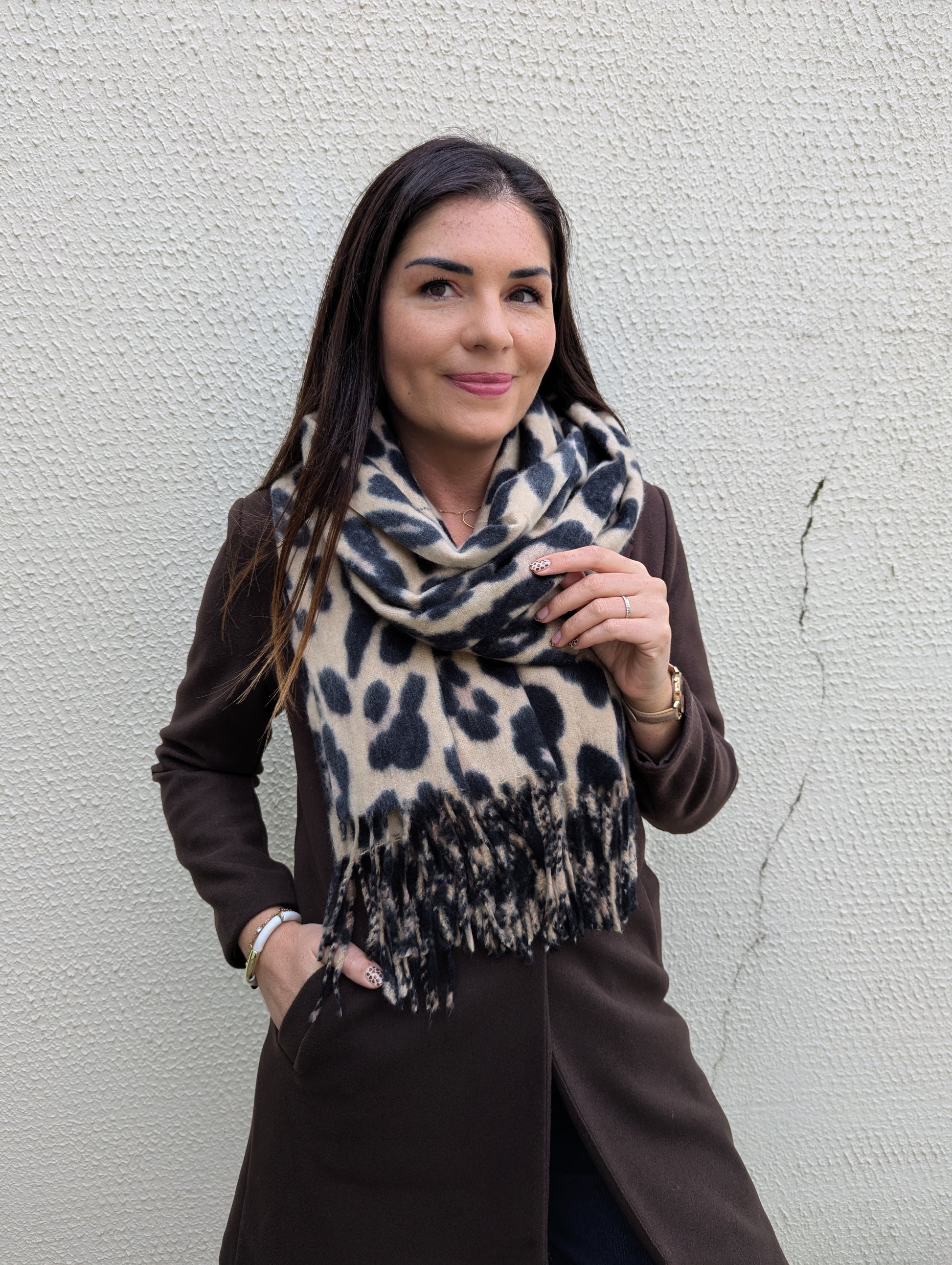 Echarpe épaisse léopard beige avec franges