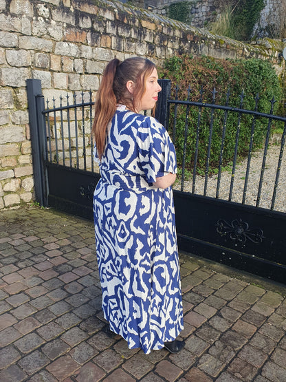 Robe longue effet lin bleu et blanc grande taille curvy