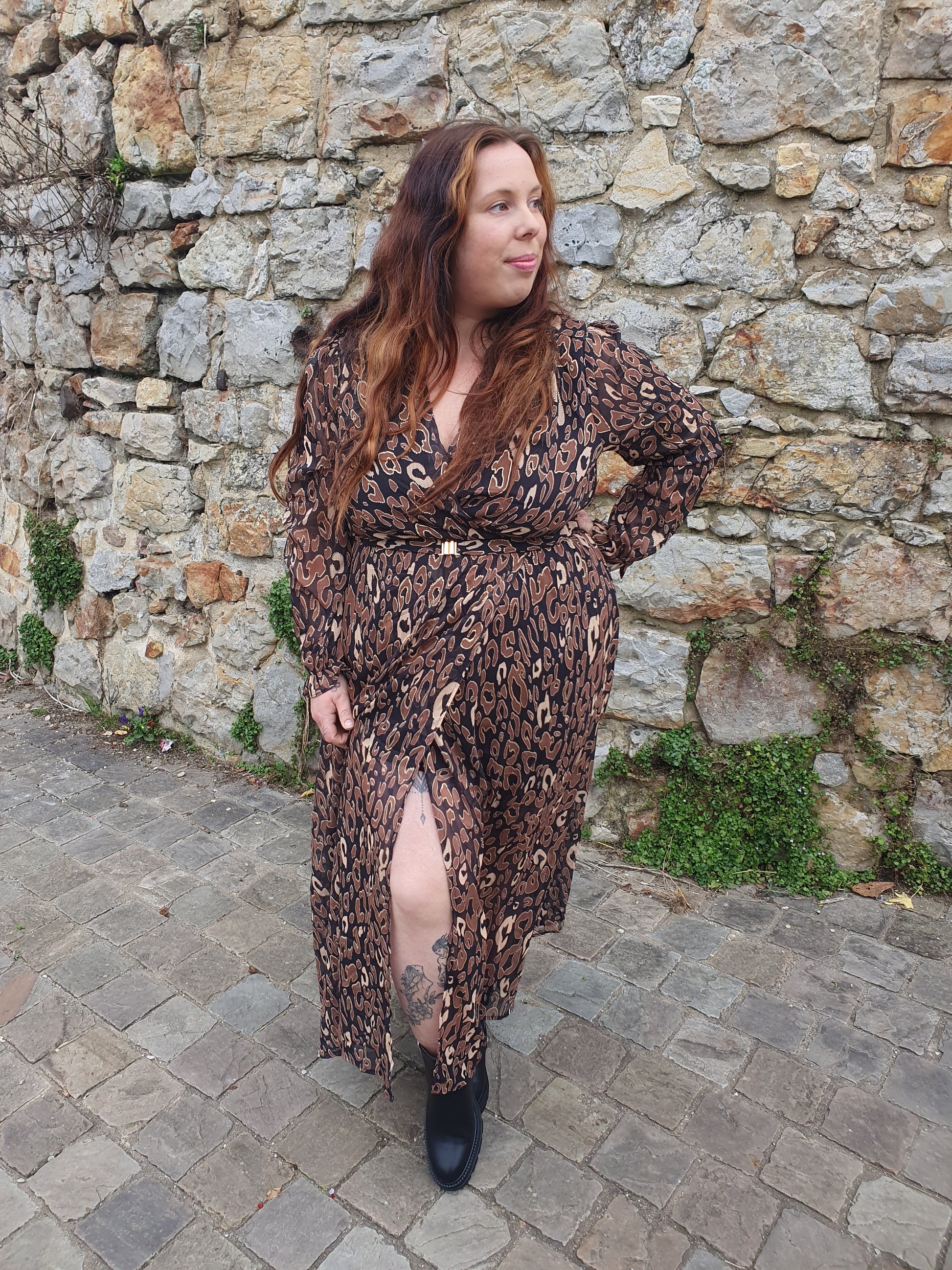 Robe manches longues marron motif serpent collection curvy