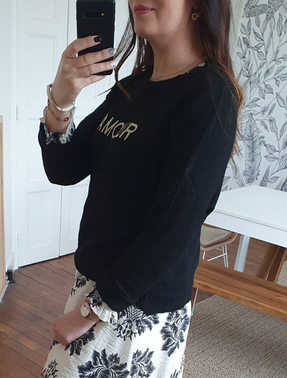 Pull oversize noir amour doré coupe loose col bateau