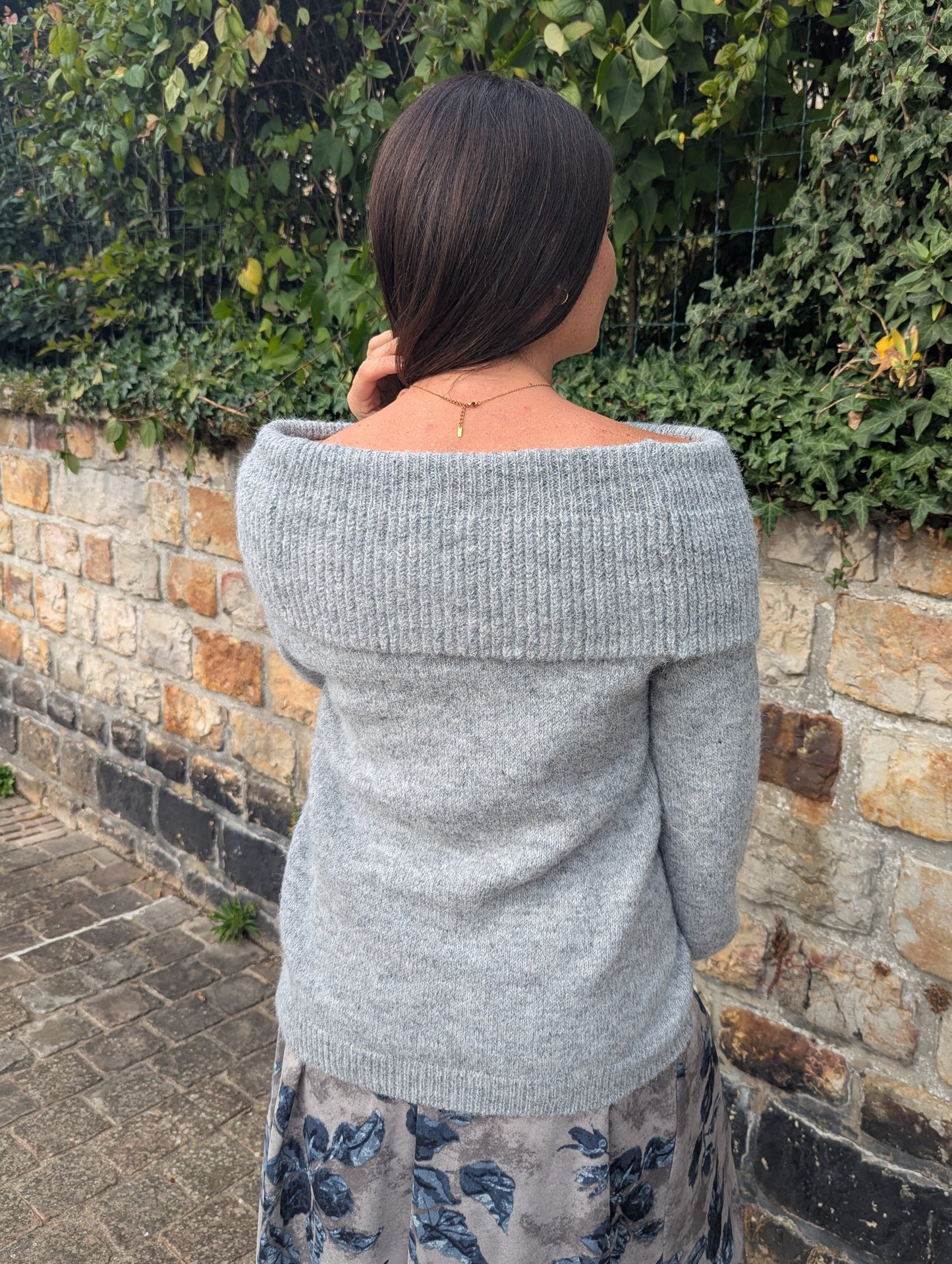 Pull oversize à col revers sur les épaules gris femme