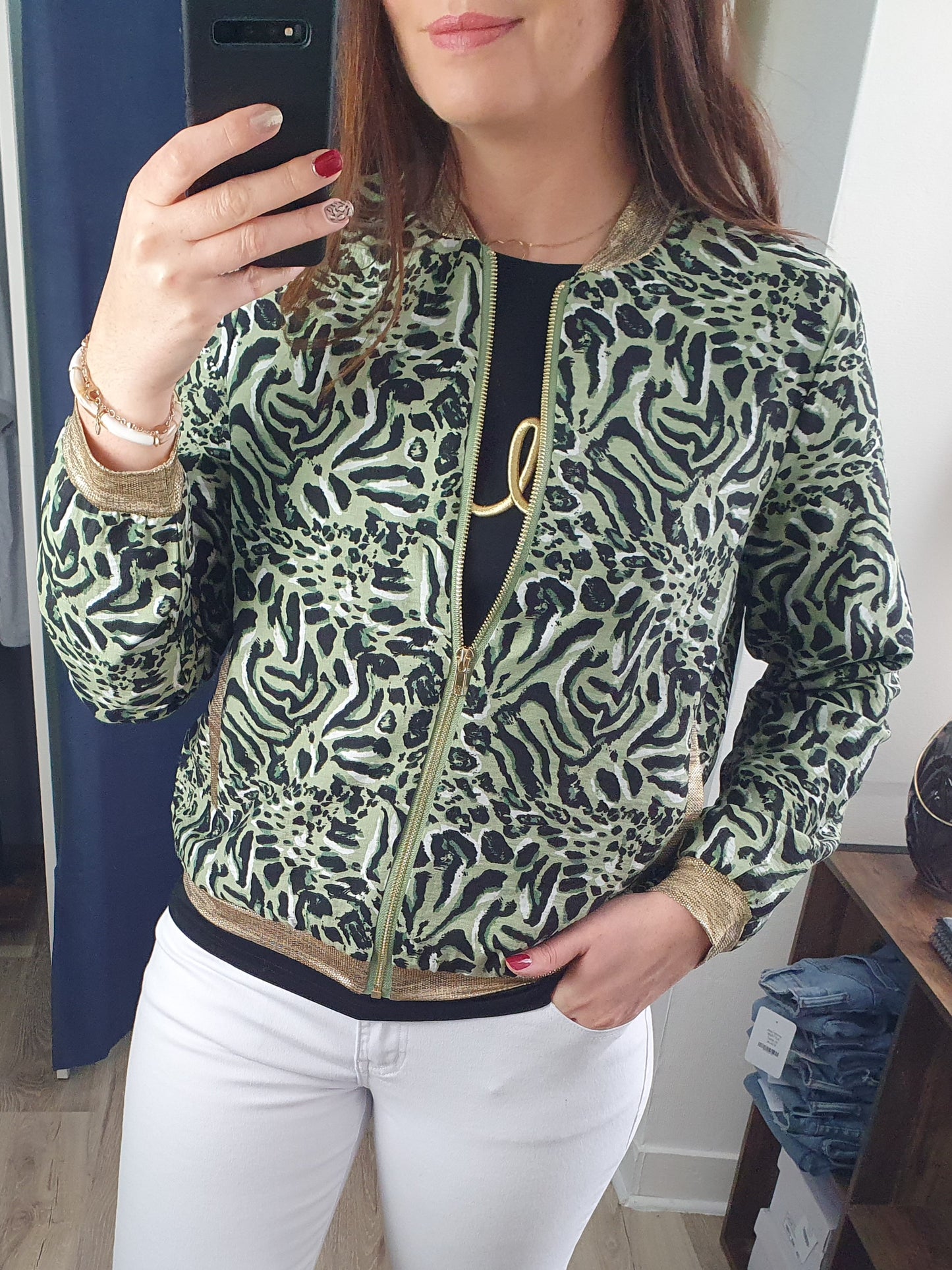 Bomber femme kaki et noir motif panthère détails dorés