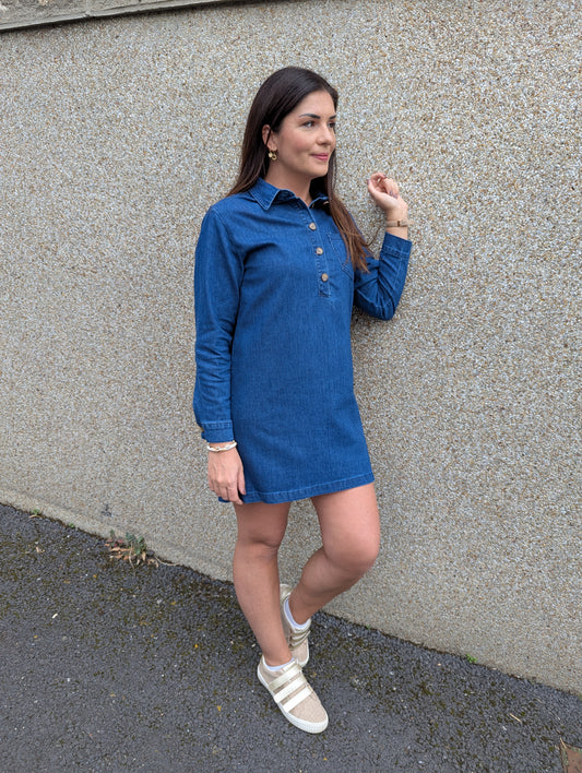 Robe en jean denim foncé coeur doré sur poche