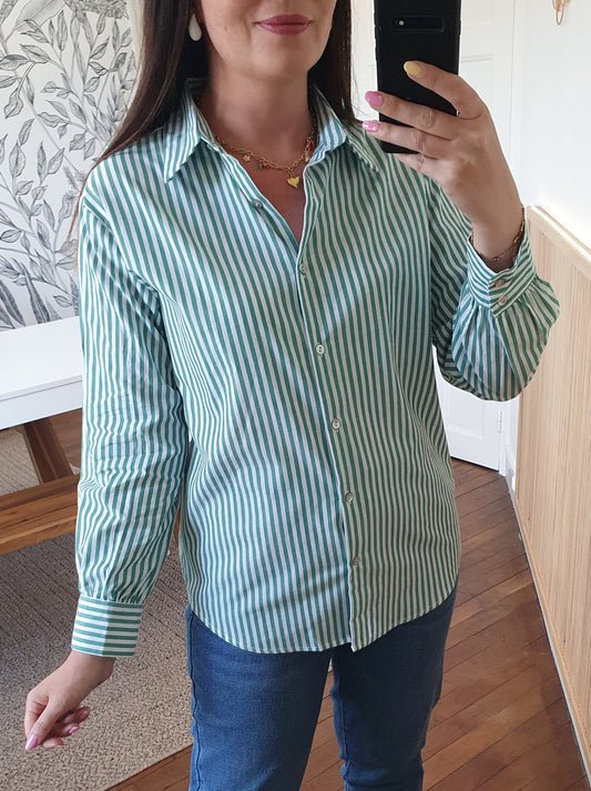 Chemise rayée vert et blanc coupe droite oversize fluide
