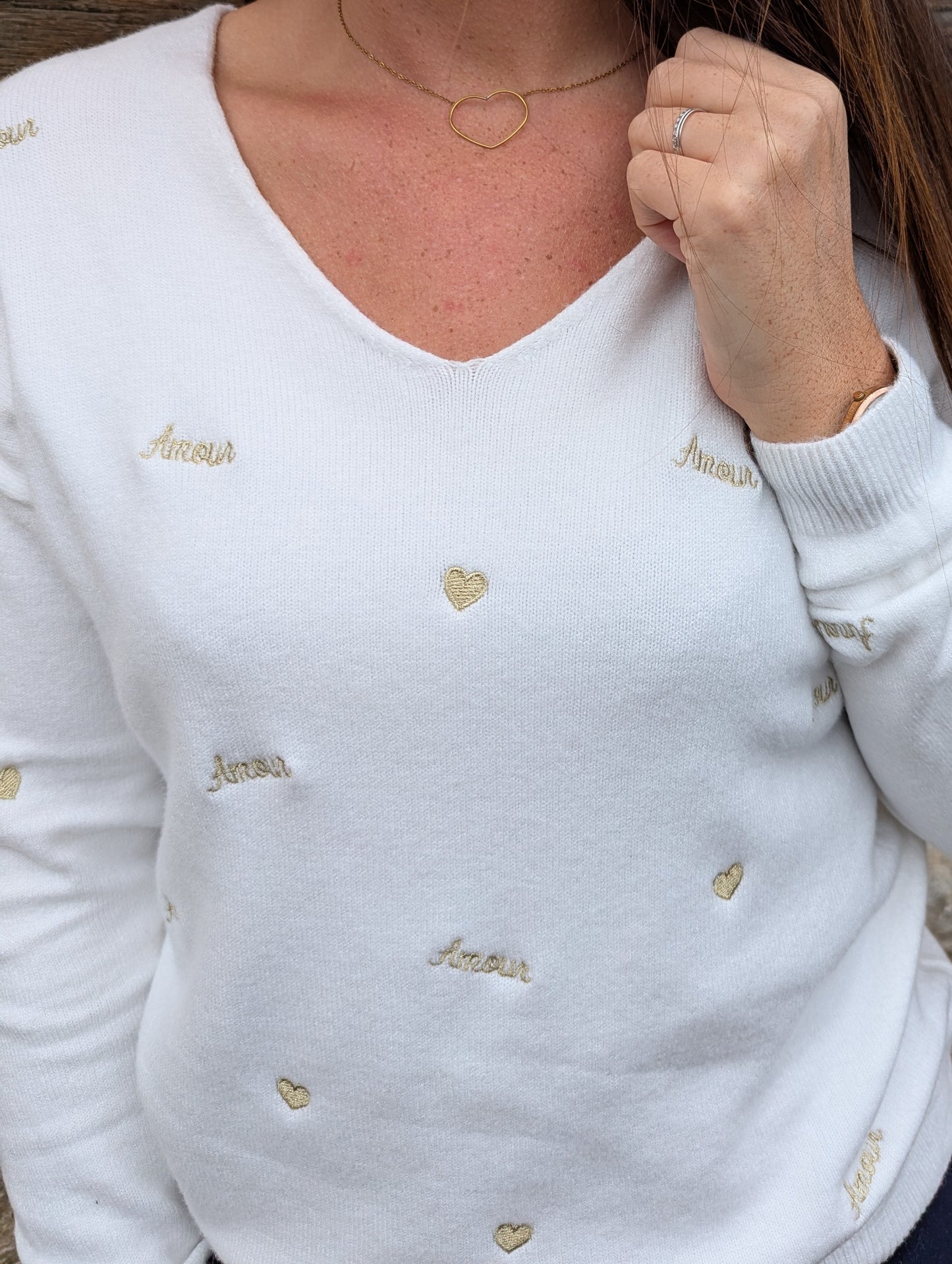 Pull blanc et doré amour avec coeurs brodés femme