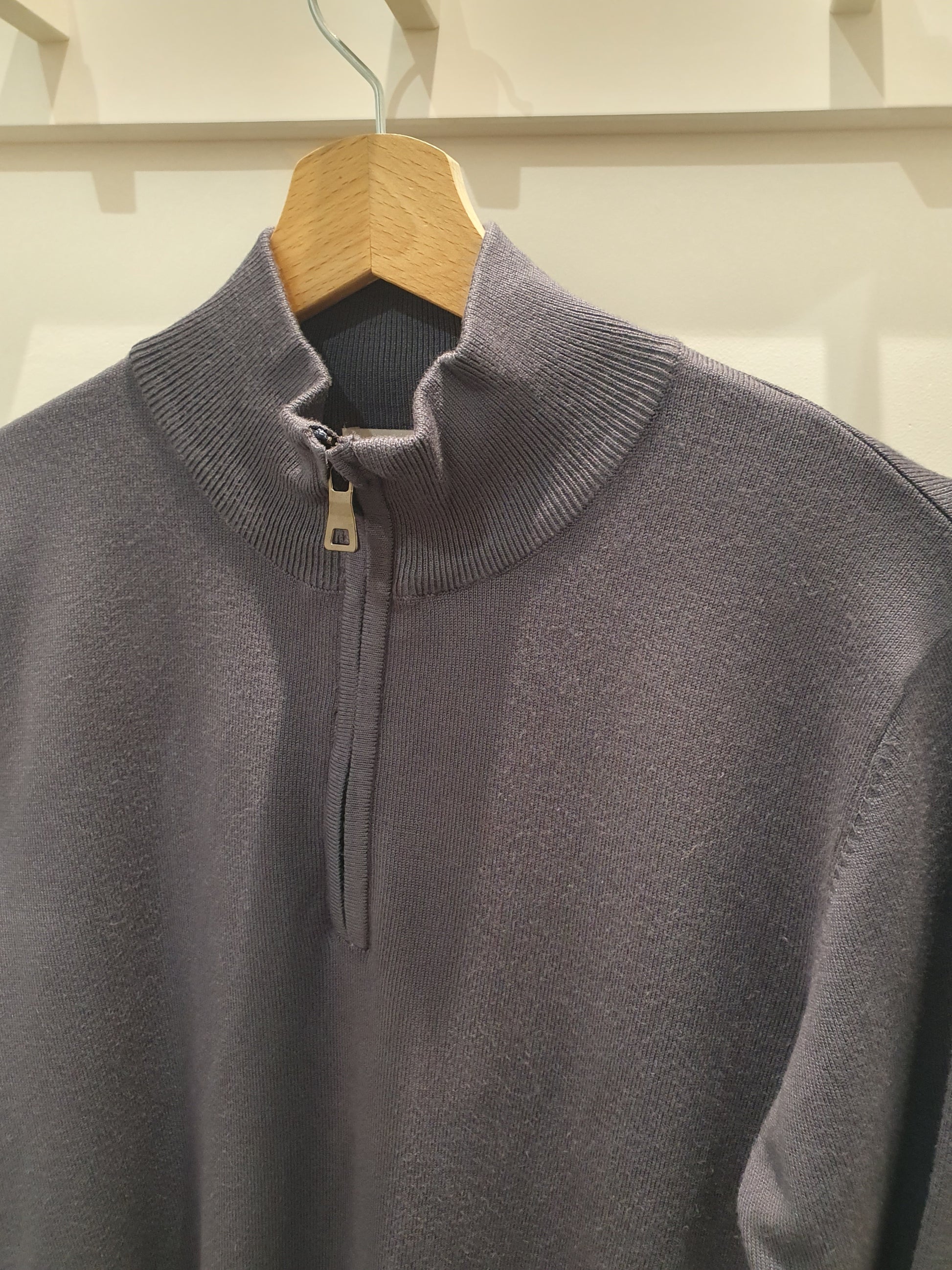 Pull col montant bleu lavande pour homme tendance