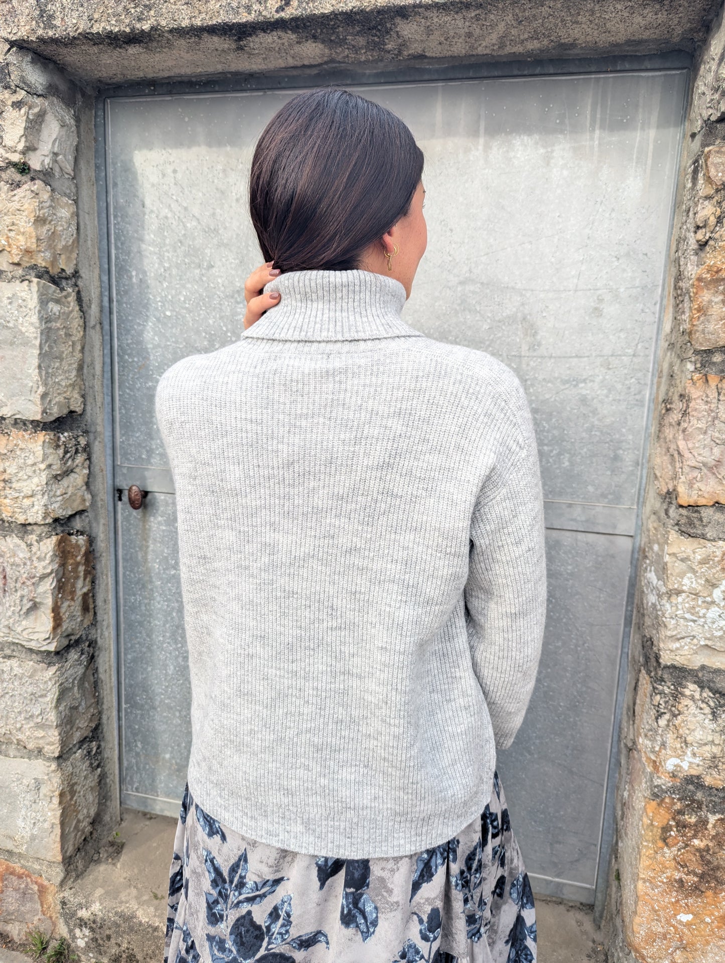 Pull oversize à col roulé gris chiné femme tout doux