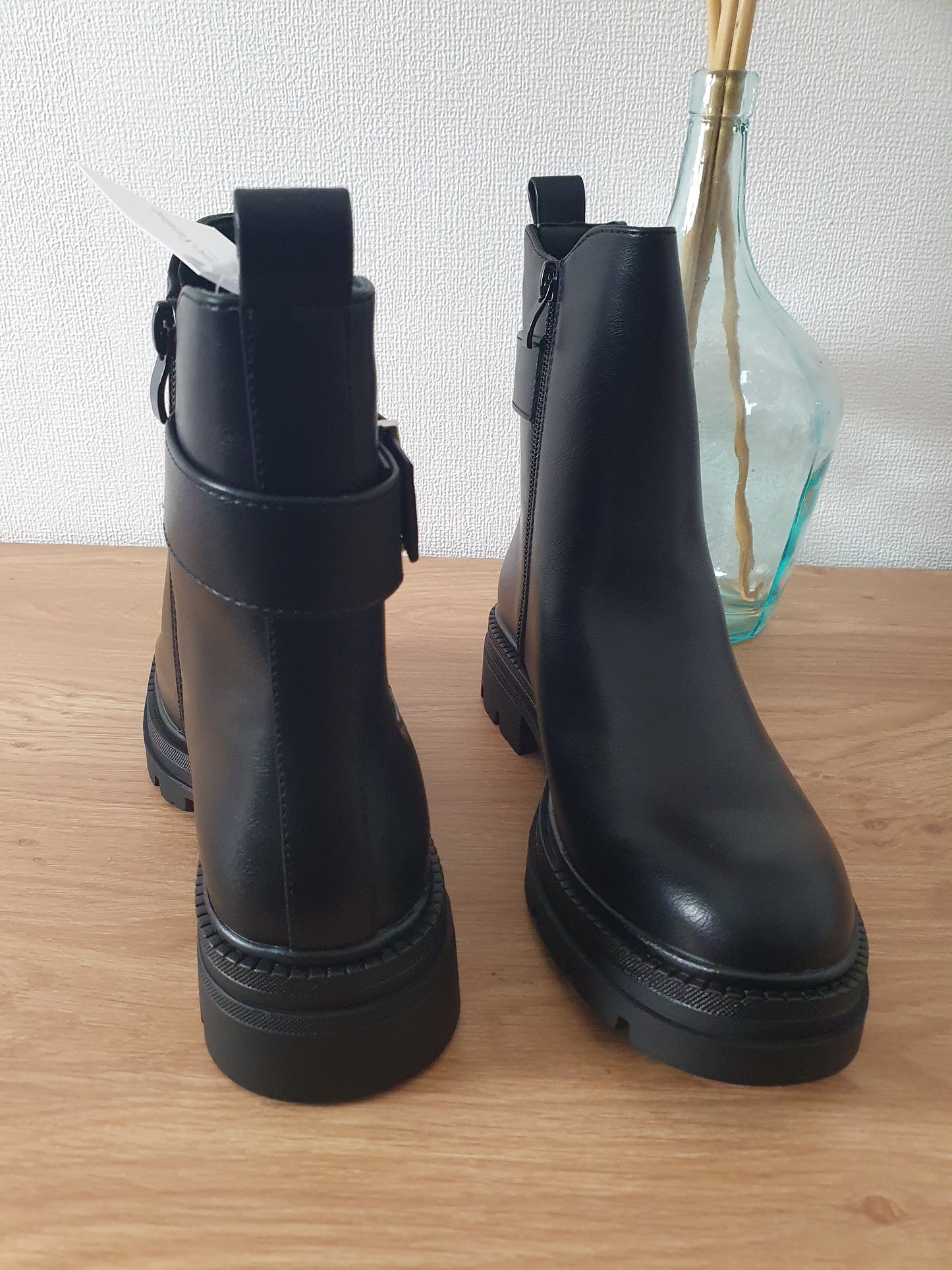 Bottes en suédine santiags beige taupe pour femme