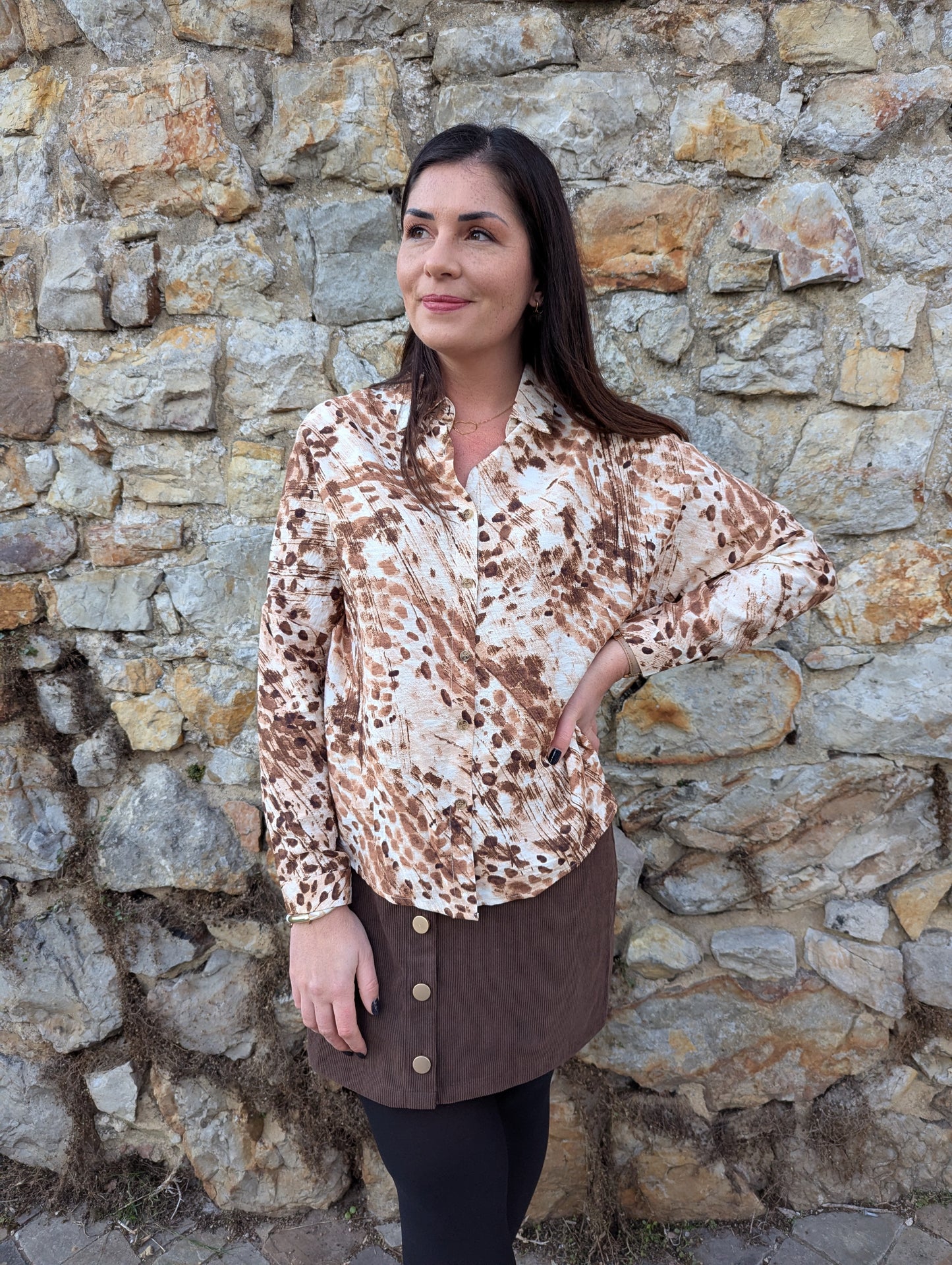 Chemise fluide oversize marron et beige peinture