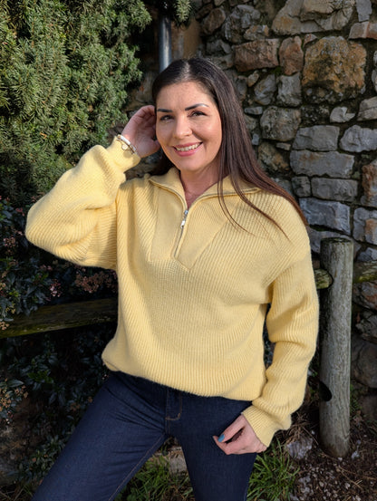 Pull jaune femme col camionneur fermeture avec coeur