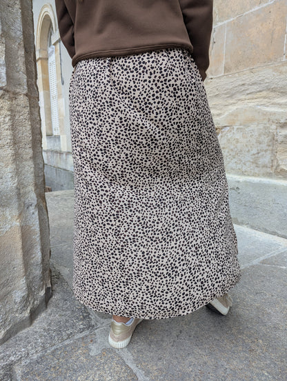 Jupe longue imprimé léopard avec chouchou assorti