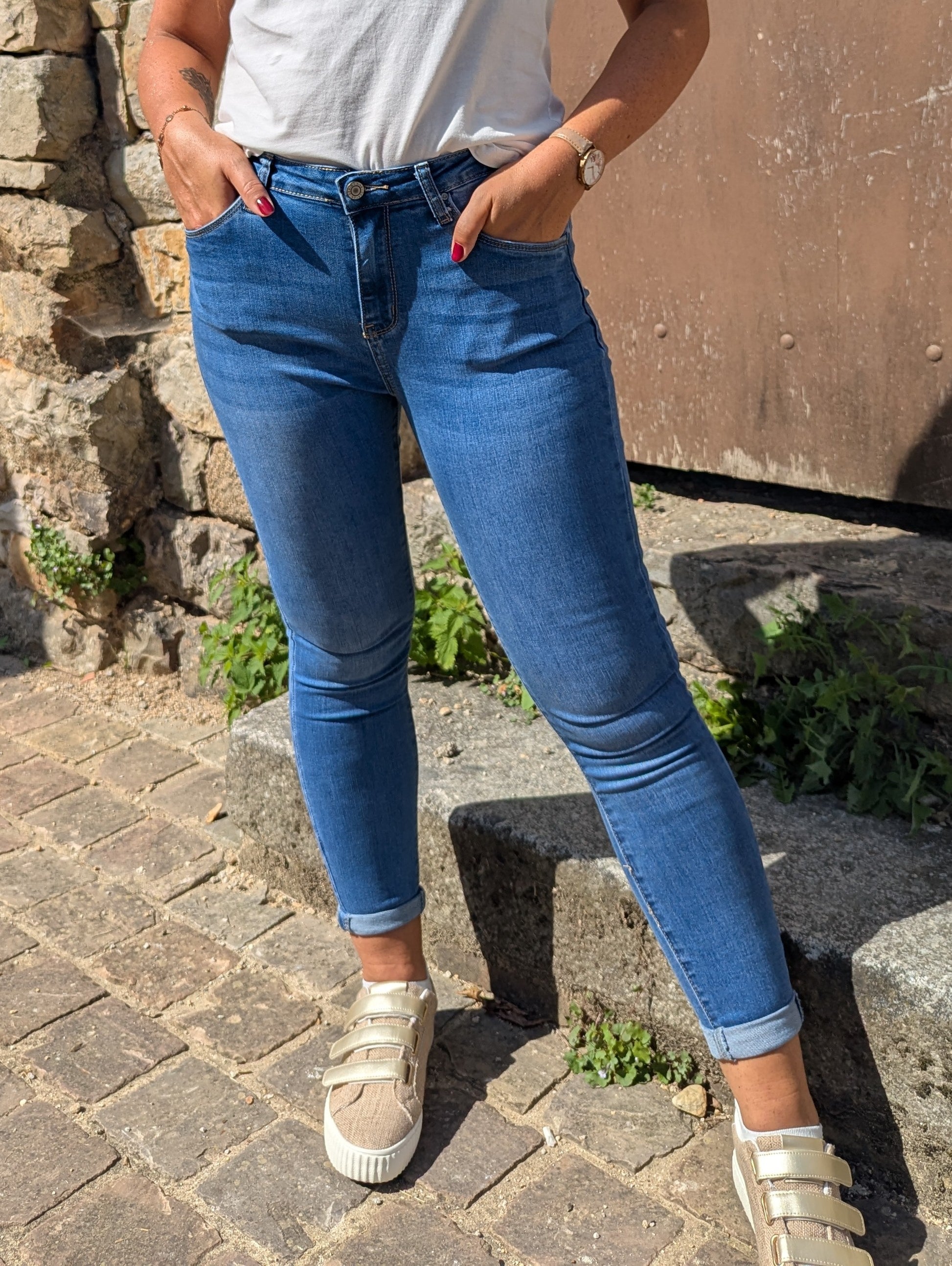 Jean slim stretch bleu moyen effet délavé femme