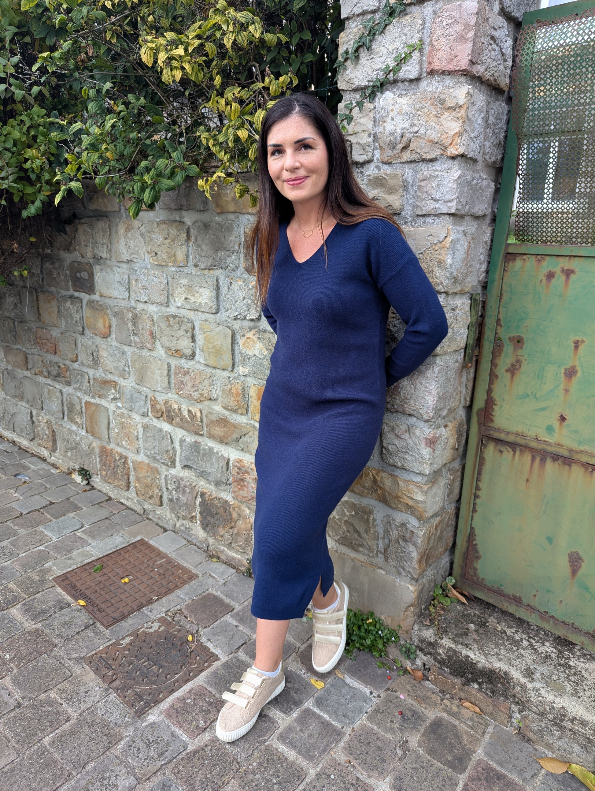Robe pull bleu marine col en v stretch femme