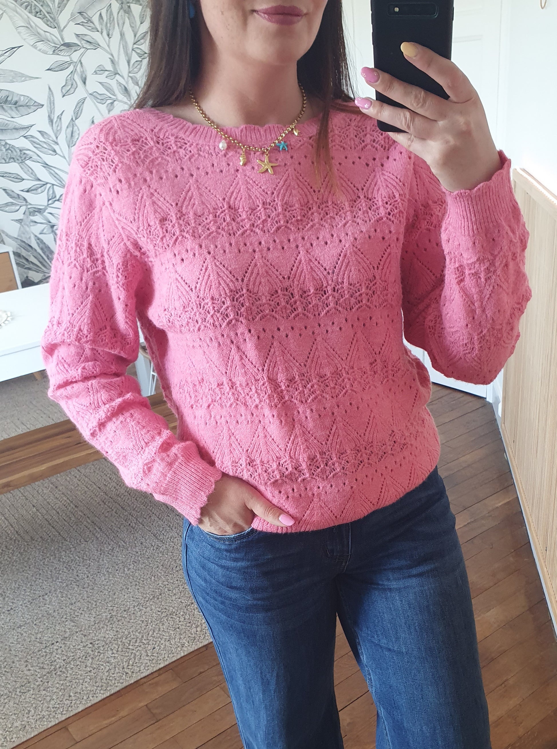 Gilet reversible rose vif forme cache-cœur mailles ajourées
