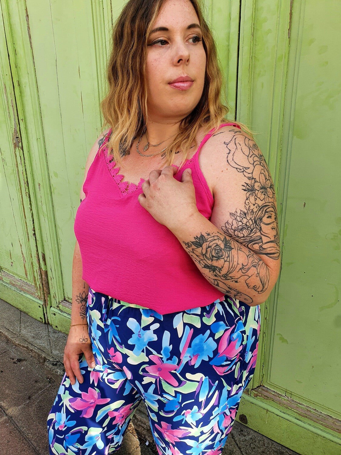 Top débardeur à bretelles fushia dentelle grande taille