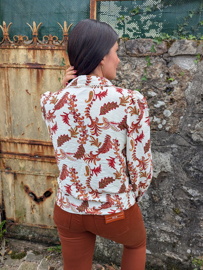 Chemise femme motif feuilles automne écru terracotta