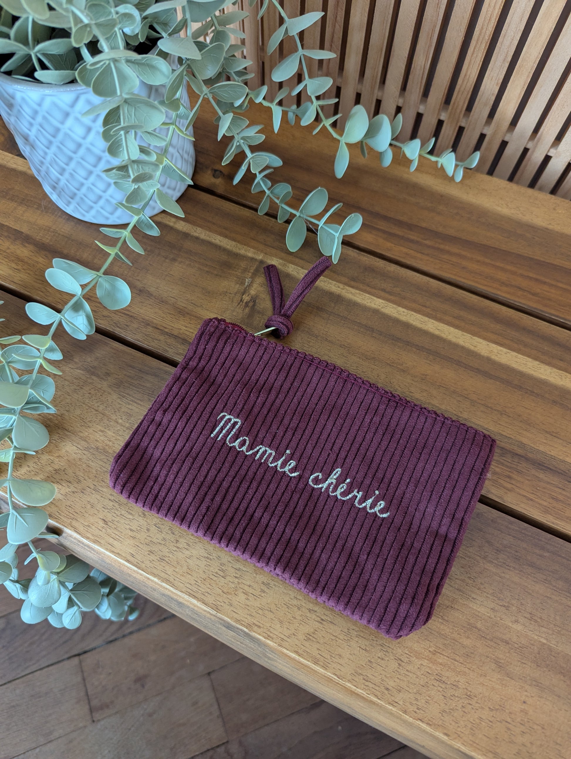 Pochette en velours côtelé Mamie chérie idée cadeau