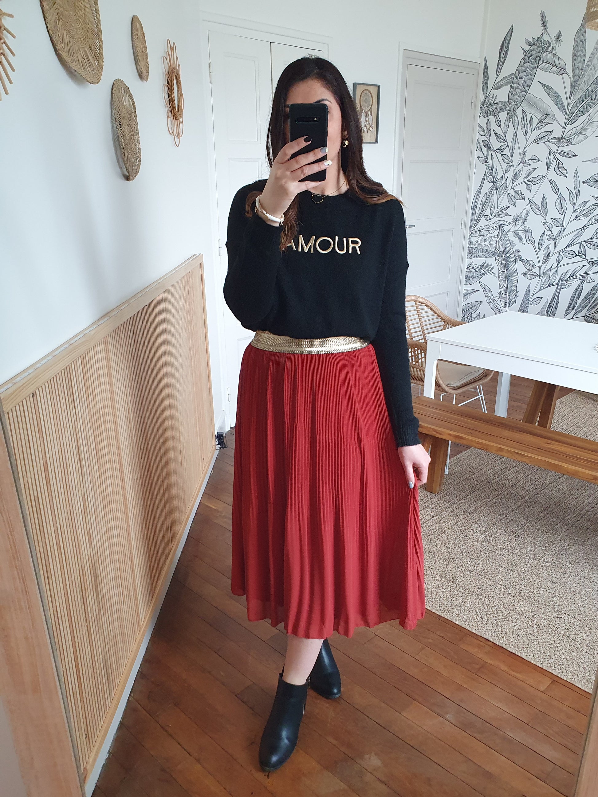 Jupe longue plissée terracotta avec taille élastique doré