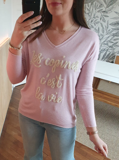 Pull fin col en V les copines c'est la vie couleur rose
