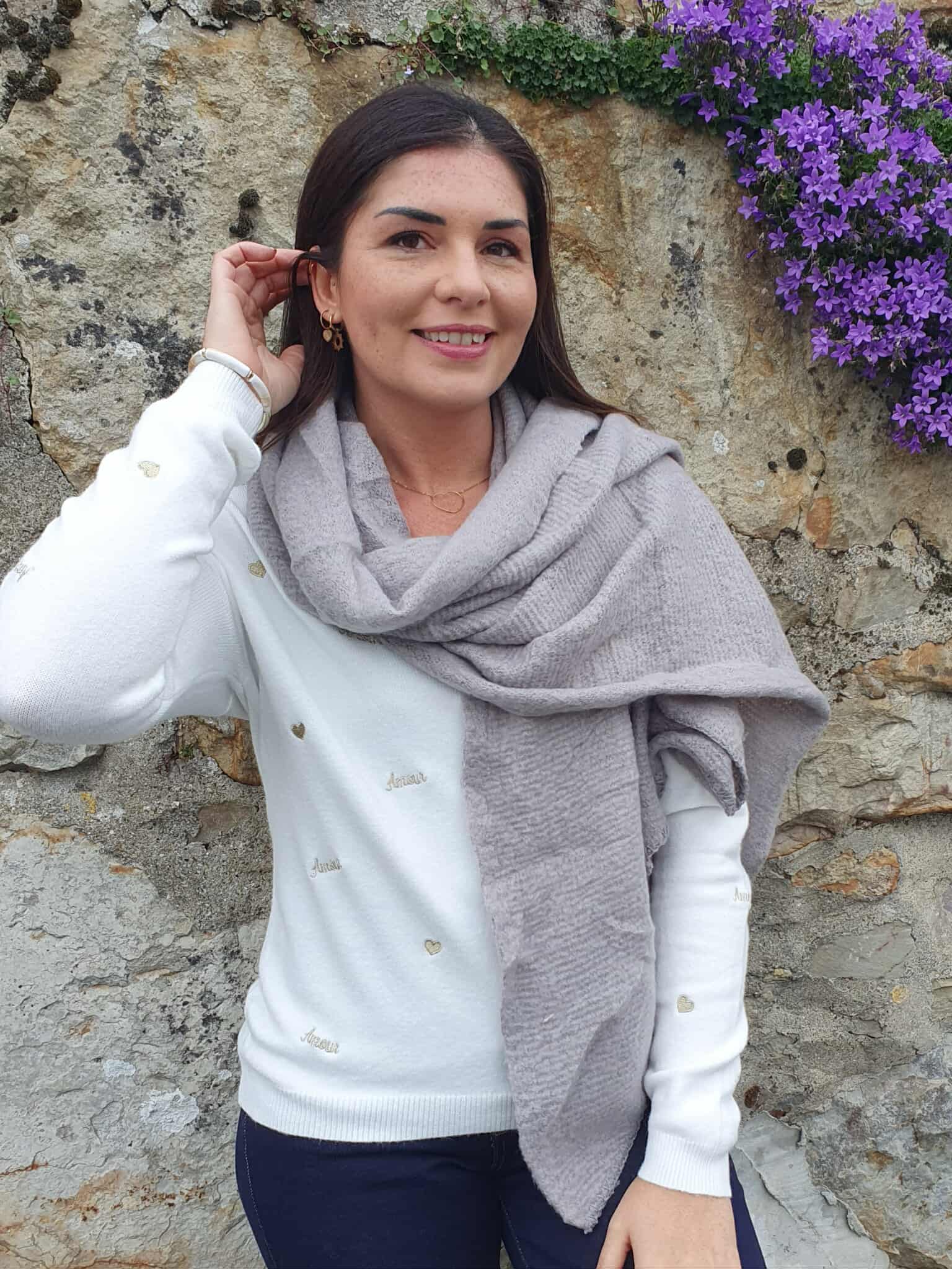 Echarpe épaisse gris perle femme asymétrique