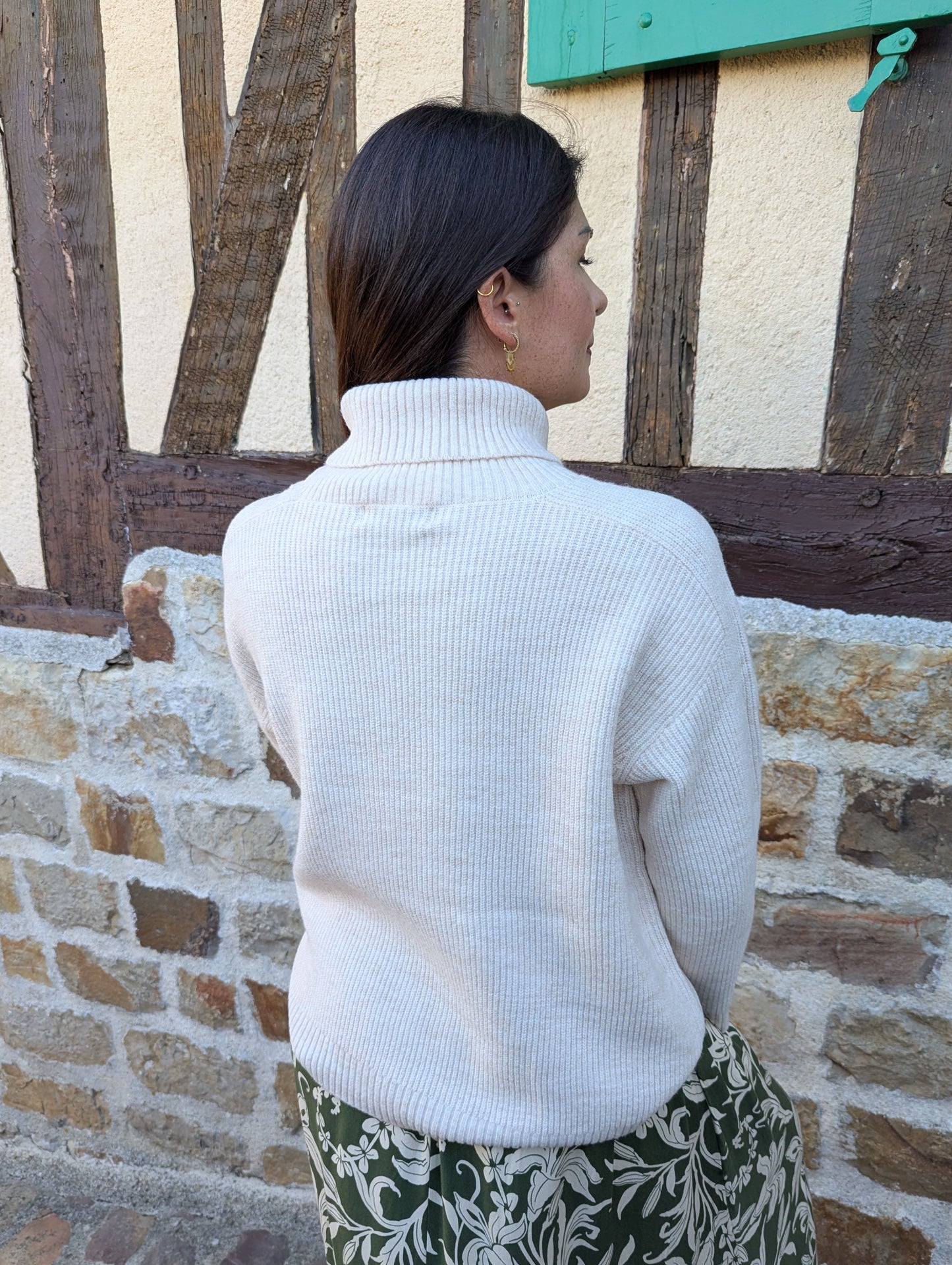 Pull oversize à col roulé beige femme tout doux