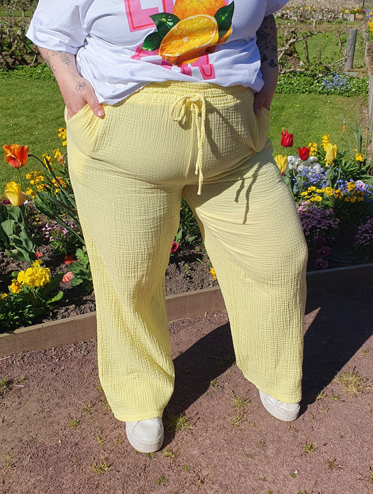 Pantalon gaze de coton couleur jaune tissu grande taille