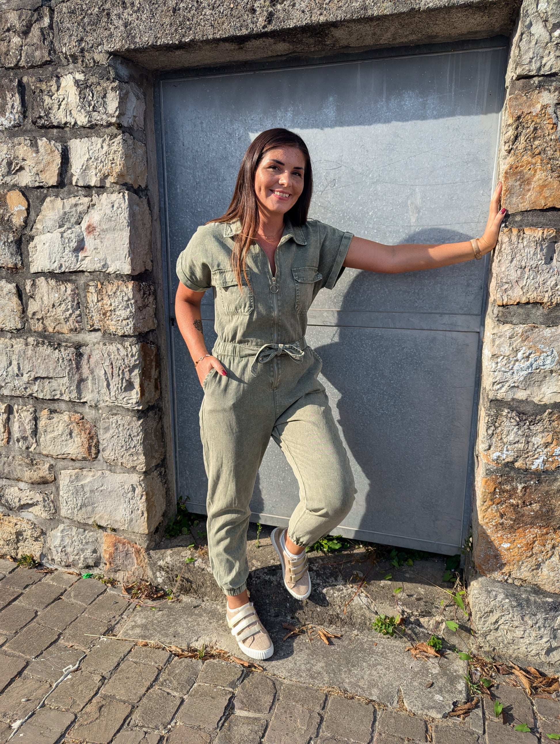 Combinaison pantalon kaki en jean denim manches courtes