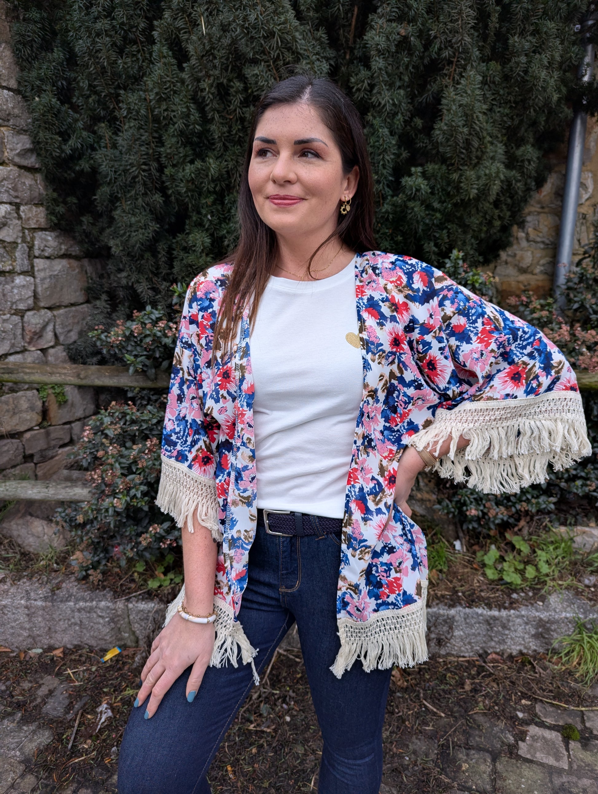 Kimono fleuri blanc rose marine femme avec franges écru