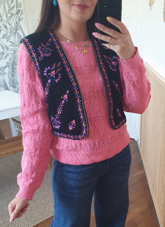 Gilet sans manches noir gaze de coton broderies femme