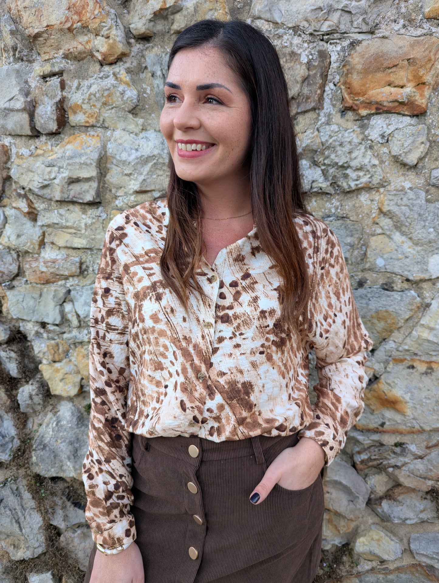 Chemise fluide oversize marron et beige peinture