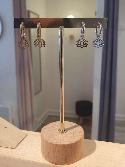 Boucles d'oreilles créoles fleur lotus doré et argenté femme