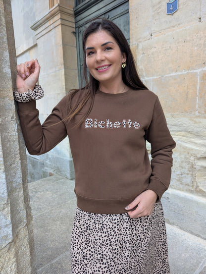 Sweat bichette marron écriture léopard femme