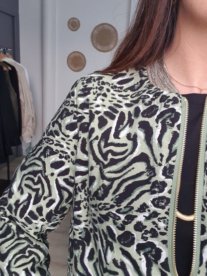Bomber femme kaki et noir motif panthère détails dorés
